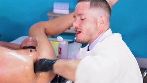 Club Inferno Dungeon - Twink feels in need of plowing hard