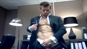 menatplay: David Jones' Secret Cam Surprise